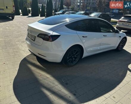 Білий Тесла Модель 3, об'ємом двигуна 0 л та пробігом 139 тис. км за 18800 $, фото 6 на Automoto.ua