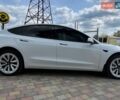 Белый Тесла Модель 3, объемом двигателя 0 л и пробегом 126 тыс. км за 21300 $, фото 7 на Automoto.ua
