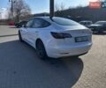Білий Тесла Модель 3, об'ємом двигуна 0 л та пробігом 65 тис. км за 17950 $, фото 6 на Automoto.ua