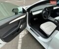 Белый Тесла Модель 3, объемом двигателя 0 л и пробегом 85 тыс. км за 22000 $, фото 13 на Automoto.ua