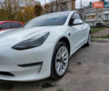 Белый Тесла Модель 3, объемом двигателя 0 л и пробегом 70 тыс. км за 21999 $, фото 13 на Automoto.ua