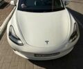 Белый Тесла Модель 3, объемом двигателя 0 л и пробегом 93 тыс. км за 17600 $, фото 2 на Automoto.ua