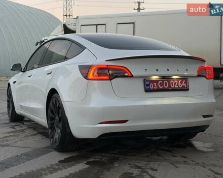 Белый Тесла Модель 3, объемом двигателя 0 л и пробегом 92 тыс. км за 21900 $, фото 12 на Automoto.ua