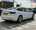 Белый Тесла Модель 3, объемом двигателя 0 л и пробегом 50 тыс. км за 18990 $, фото 6 на Automoto.ua