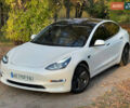 Тесла Модель 3 2021 в Днепре (Днепропетровске) на Automoto.ua Белый Тесла Модель 3, объемом двигателя 0 л и пробегом 131 тыс. км за 21500 $, фото 1 на Automoto.ua