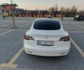 Белый Тесла Модель 3, объемом двигателя 0 л и пробегом 80 тыс. км за 18500 $, фото 3 на Automoto.ua