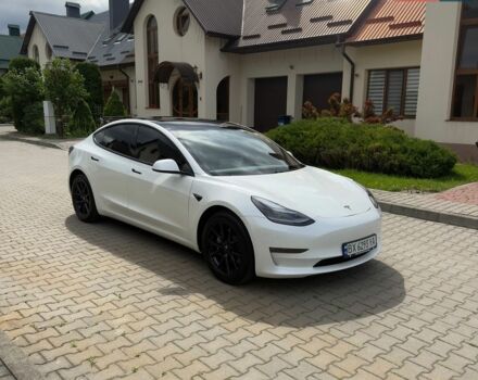 Білий Тесла Модель 3, об'ємом двигуна 0 л та пробігом 6 тис. км за 21300 $, фото 2 на Automoto.ua