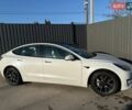 Белый Тесла Модель 3, объемом двигателя 0 л и пробегом 107 тыс. км за 21500 $, фото 2 на Automoto.ua