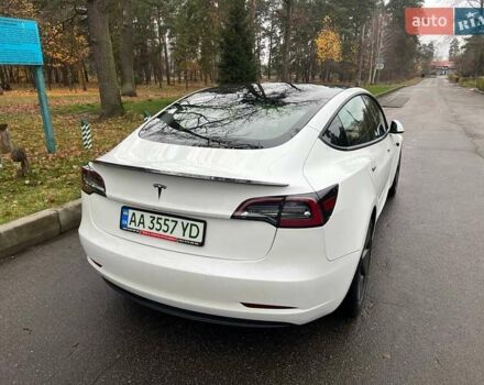 Білий Тесла Модель 3, об'ємом двигуна 0 л та пробігом 154 тис. км за 13999 $, фото 6 на Automoto.ua