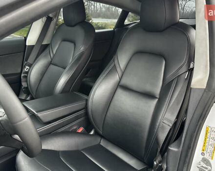 Белый Тесла Модель 3, объемом двигателя 0 л и пробегом 367 тыс. км за 15000 $, фото 7 на Automoto.ua