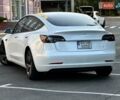 Білий Тесла Модель 3, об'ємом двигуна 0 л та пробігом 50 тис. км за 22900 $, фото 3 на Automoto.ua