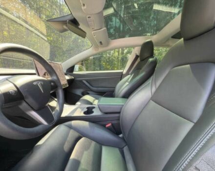Білий Тесла Модель 3, об'ємом двигуна 0 л та пробігом 43 тис. км за 325 $, фото 8 на Automoto.ua