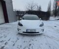 Белый Тесла Модель 3, объемом двигателя 0 л и пробегом 64 тыс. км за 22500 $, фото 8 на Automoto.ua