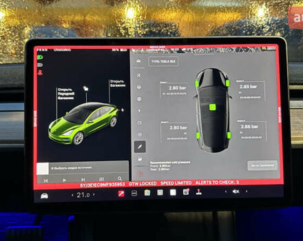 Белый Тесла Модель 3, объемом двигателя 0 л и пробегом 90 тыс. км за 23000 $, фото 37 на Automoto.ua