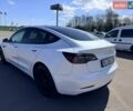 Білий Тесла Модель 3, об'ємом двигуна 0 л та пробігом 69 тис. км за 19900 $, фото 9 на Automoto.ua