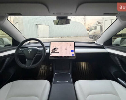 Белый Тесла Модель 3, объемом двигателя 0 л и пробегом 92 тыс. км за 21900 $, фото 22 на Automoto.ua