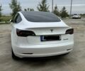 Белый Тесла Модель 3, объемом двигателя 0 л и пробегом 80 тыс. км за 21778 $, фото 2 на Automoto.ua