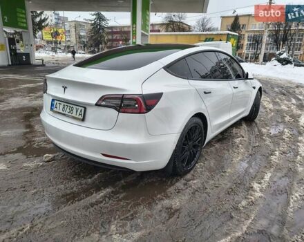 Белый Тесла Модель 3, объемом двигателя 0 л и пробегом 87 тыс. км за 15500 $, фото 3 на Automoto.ua