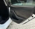 Белый Тесла Модель 3, объемом двигателя 0 л и пробегом 265 тыс. км за 13500 $, фото 21 на Automoto.ua