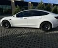 Белый Тесла Модель 3, объемом двигателя 0 л и пробегом 64 тыс. км за 20500 $, фото 2 на Automoto.ua