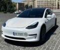 Белый Тесла Модель 3, объемом двигателя 0 л и пробегом 157 тыс. км за 17000 $, фото 1 на Automoto.ua
