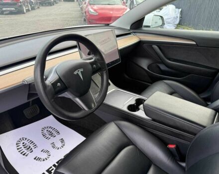 Білий Тесла Модель 3, об'ємом двигуна 0 л та пробігом 194 тис. км за 13900 $, фото 4 на Automoto.ua