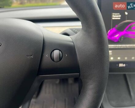 Білий Тесла Модель 3, об'ємом двигуна 0 л та пробігом 154 тис. км за 13999 $, фото 40 на Automoto.ua