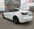 Белый Тесла Модель 3, объемом двигателя 0 л и пробегом 65 тыс. км за 20490 $, фото 1 на Automoto.ua