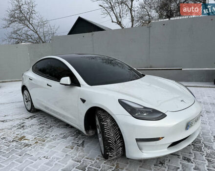 Белый Тесла Модель 3, объемом двигателя 0 л и пробегом 260 тыс. км за 19900 $, фото 11 на Automoto.ua