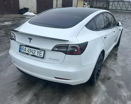 Белый Тесла Модель 3, объемом двигателя 0 л и пробегом 118 тыс. км за 24900 $, фото 3 на Automoto.ua