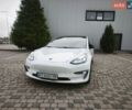 Белый Тесла Модель 3, объемом двигателя 0 л и пробегом 71 тыс. км за 19999 $, фото 1 на Automoto.ua