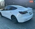 Білий Тесла Модель 3, об'ємом двигуна 0 л та пробігом 60 тис. км за 17000 $, фото 4 на Automoto.ua