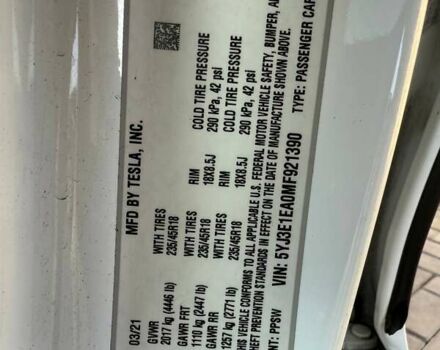 Білий Тесла Модель 3, об'ємом двигуна 0 л та пробігом 200 тис. км за 13300 $, фото 8 на Automoto.ua