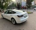 Білий Тесла Модель 3, об'ємом двигуна 0 л та пробігом 43 тис. км за 19000 $, фото 4 на Automoto.ua