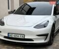Білий Тесла Модель 3, об'ємом двигуна 0 л та пробігом 96 тис. км за 18500 $, фото 1 на Automoto.ua