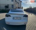 Белый Тесла Модель 3, объемом двигателя 0 л и пробегом 75 тыс. км за 21600 $, фото 7 на Automoto.ua