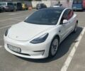 Белый Тесла Модель 3, объемом двигателя 0 л и пробегом 64 тыс. км за 20470 $, фото 1 на Automoto.ua