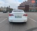 Белый Тесла Модель 3, объемом двигателя 0 л и пробегом 80 тыс. км за 20500 $, фото 2 на Automoto.ua