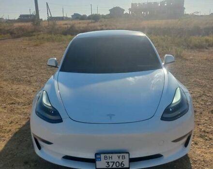 Білий Тесла Модель 3, об'ємом двигуна 0 л та пробігом 147 тис. км за 17000 $, фото 6 на Automoto.ua