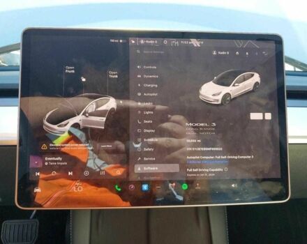 Белый Тесла Модель 3, объемом двигателя 0 л и пробегом 40 тыс. км за 4500 $, фото 8 на Automoto.ua