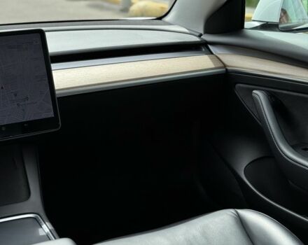 Белый Тесла Модель 3, объемом двигателя 0 л и пробегом 217 тыс. км за 15000 $, фото 18 на Automoto.ua