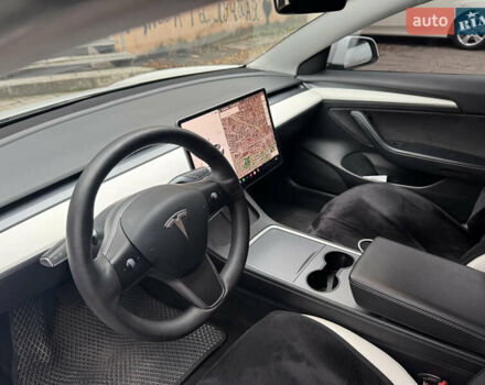 Белый Тесла Модель 3, объемом двигателя 0 л и пробегом 67 тыс. км за 23000 $, фото 10 на Automoto.ua