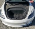 Білий Тесла Модель 3, об'ємом двигуна 0 л та пробігом 65 тис. км за 18000 $, фото 10 на Automoto.ua