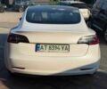 Білий Тесла Модель 3, об'ємом двигуна 0 л та пробігом 62 тис. км за 17585 $, фото 6 на Automoto.ua