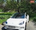 Белый Тесла Модель 3, объемом двигателя 0 л и пробегом 64 тыс. км за 18500 $, фото 1 на Automoto.ua