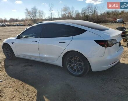 Белый Тесла Модель 3, объемом двигателя 0 л и пробегом 61 тыс. км за 7500 $, фото 1 на Automoto.ua
