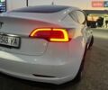 Белый Тесла Модель 3, объемом двигателя 0 л и пробегом 68 тыс. км за 16999 $, фото 11 на Automoto.ua
