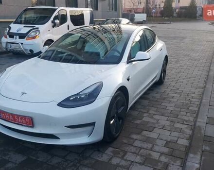 Білий Тесла Модель 3, об'ємом двигуна 0 л та пробігом 60 тис. км за 22600 $, фото 2 на Automoto.ua