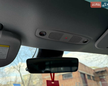 Белый Тесла Модель 3, объемом двигателя 0 л и пробегом 37 тыс. км за 19999 $, фото 117 на Automoto.ua