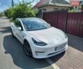 Белый Тесла Модель 3, объемом двигателя 0 л и пробегом 67 тыс. км за 19500 $, фото 22 на Automoto.ua